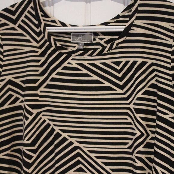 2/$20 🏷 JM Collection Patterned Tshirt Size L - Picture 3 of 3